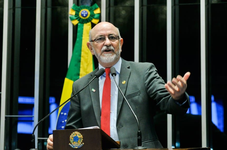 Saiba mais Taquigrafia O senador Donizeti Nogueira (PT-TO) / Foto: Geraldo Magela/Agência Senado O senador Donizeti Nogueira (PT-TO) / Foto: Geraldo Magela/Agência Senado