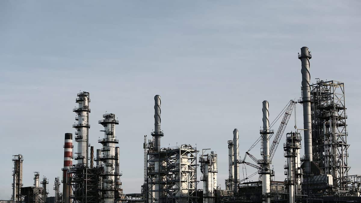 Clipping 1ª edição: Produção industrial encerra 2019 com queda em sete locais