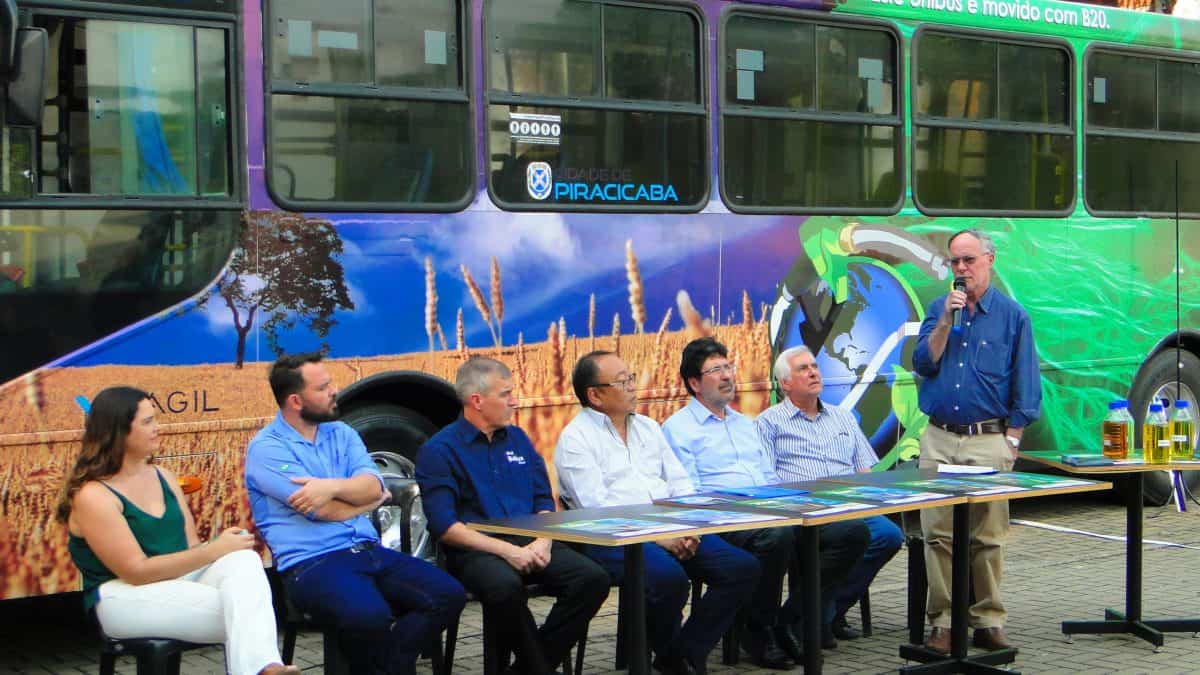 Em Piracicaba (SP), ônibus vão usar 20% de biodiesel para avaliar redução de emissões