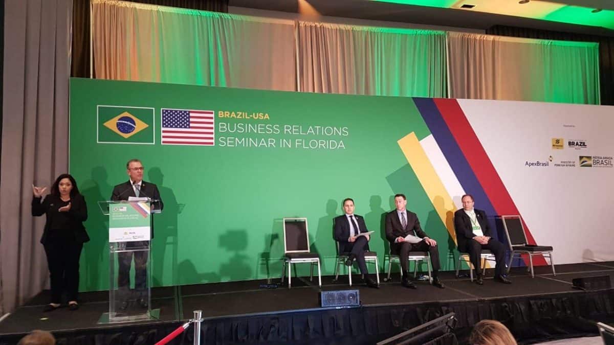 Clipping 1ª edição: Ministro apresenta política brasileira de biocombustíveis em Miami