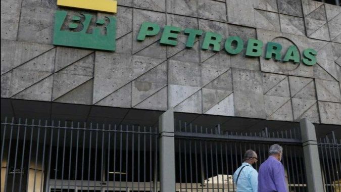 Clipping 1ª Edição: Conselho da Petrobras dá sinal verde para reajuste no preço do diesel