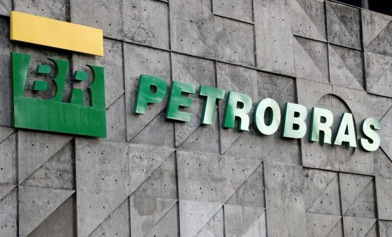 Clipping 2ª Edição: Petrobras adia manutenção de refinaria para evitar risco de desabastecimento de diesel