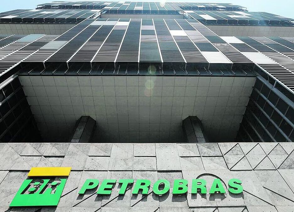 Clipping 1ª edição: Petrobras aprova estratégia comercial de diesel e gasolina