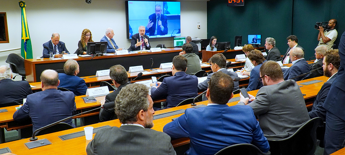 Coalizão leva “Mapa do Caminho” ao Congresso e cobra execução para destravar biocombustíveis